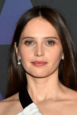 Felicity Jones profil kép