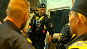 Poliserna i våldsvågen 3. évad Ep.7 7. epizód