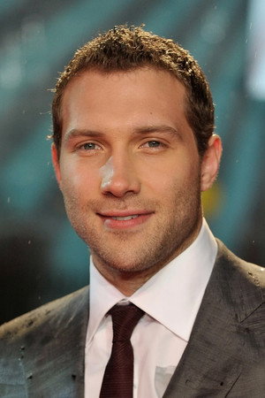Jai Courtney profil kép