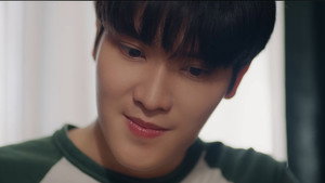 ขอฟังอีกครั้งเพลงรักของเธอ kép