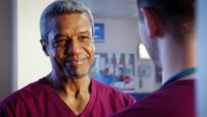 Holby City 18. évad Ep.27 27. epizód