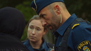 Poliserna i våldsvågen 3. évad Ep.9 9. epizód