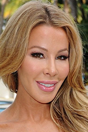 Lisa Hochstein profil kép