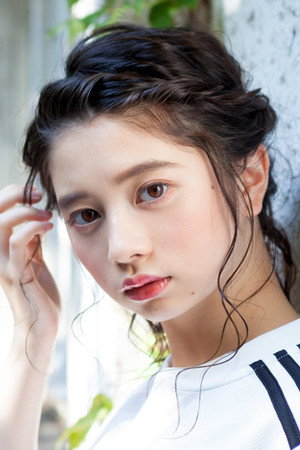 桜田ひより profil kép