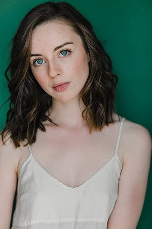 Kacey Rohl profil kép