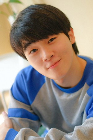 ธนวัฒน์ อุทัยกิจวานิจ profil kép