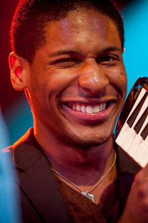 Jon Batiste profil kép