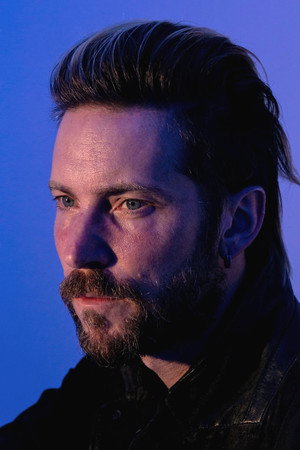 Troy Baker profil kép