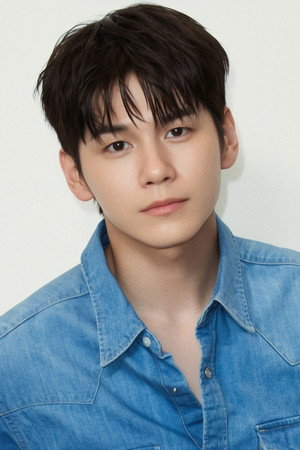 옹성우 profil kép