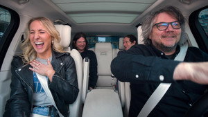 Carpool Karaoke: A sorozat 5. évad Ep.9 Nikki Glaser és Wilco