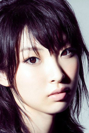 家入レオ profil kép