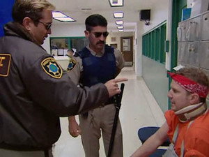 Reno 911! 2. évad Ep.16 16. epizód