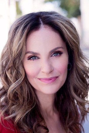 Amy Brenneman profil kép