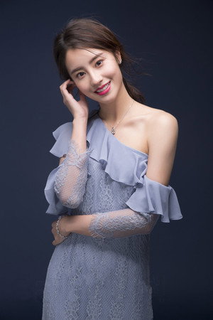 毛晓慧 profil kép