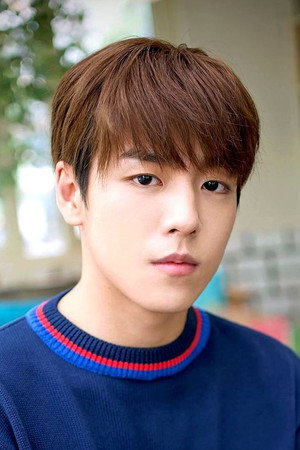 이현우 profil kép