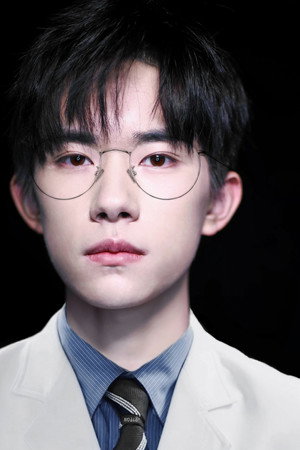 易烊千玺 profil kép