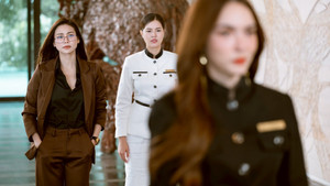 นทีร้อยเล่ห์ kép