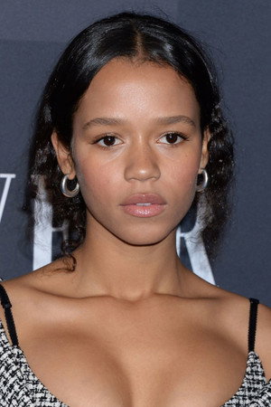 Taylor Russell profil kép