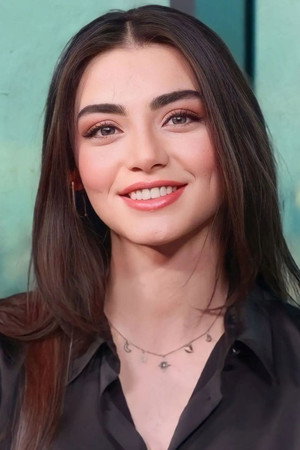 Özge Törer profil kép