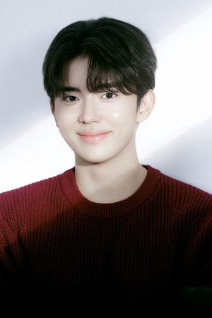 임정윤 profil kép