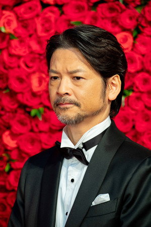 緒形直人 profil kép