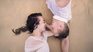 Honeymoon – líbánky k nepřežití 1. évad Ep.6 6. epizód