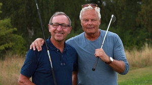 Jarl samler op kép