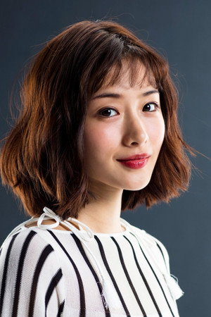 石原さとみ profil kép