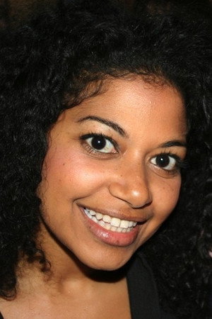 Rebecca Naomi Jones profil kép