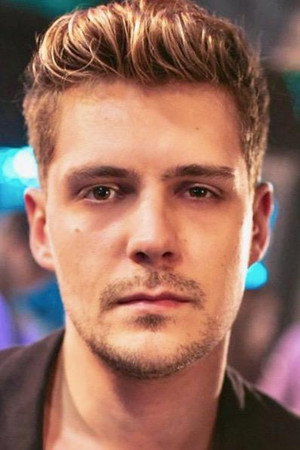 Милош Биковић profil kép