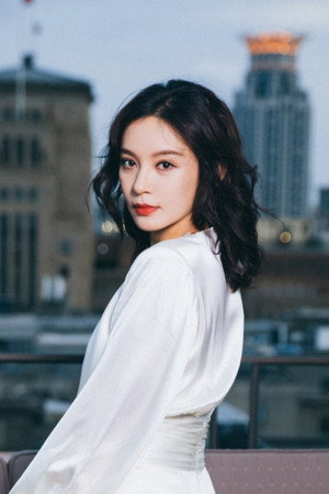 施詩 profil kép