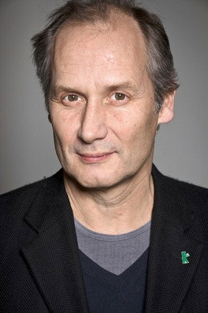 Hippolyte Girardot profil kép