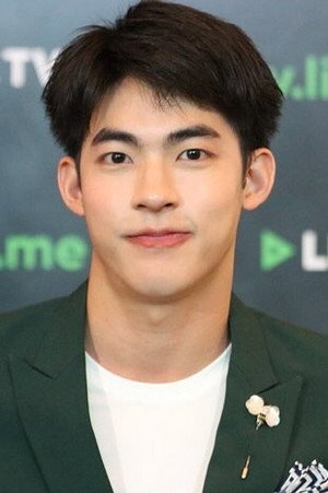 Phongsathorn Padungktiwong profil kép
