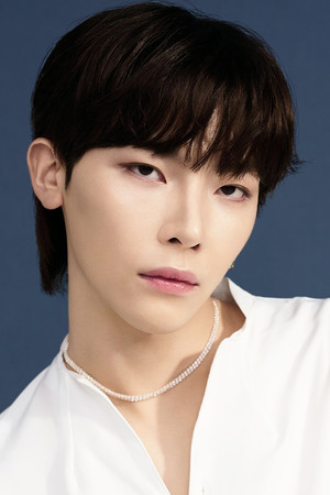 ニコラス profil kép