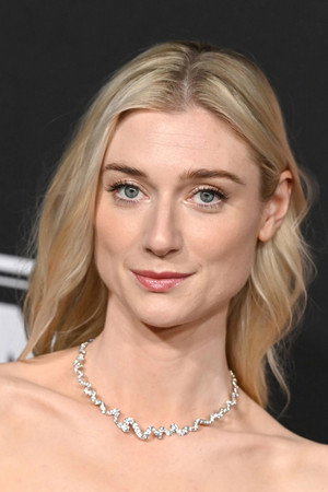 Elizabeth Debicki profil kép