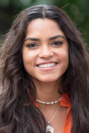 Lucy Alves profil kép