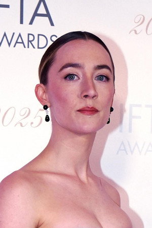 Saoirse Ronan profil kép