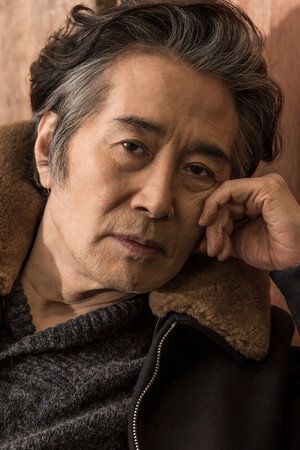 백윤식 profil kép