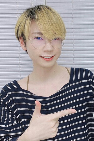 重松千晴 profil kép