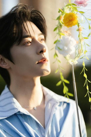 方逸倫 profil kép