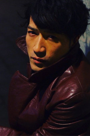 半田周平 profil kép
