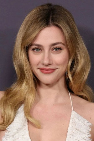 Lili Reinhart profil kép