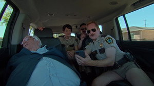 Reno 911! 1. évad Ep.8 8. epizód