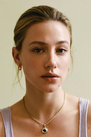 Lili Reinhart profil kép