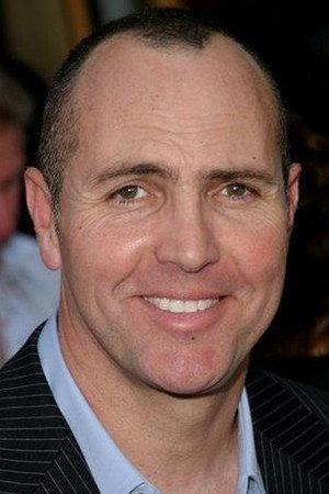 Arnold Vosloo profil kép