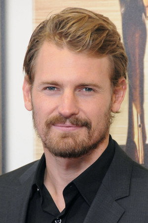 Josh Pence profil kép