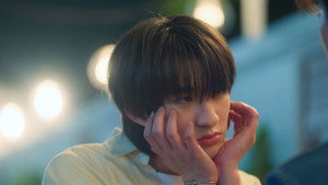 กี่หมื่นฟ้า kép