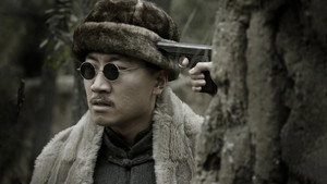 奸细 kép