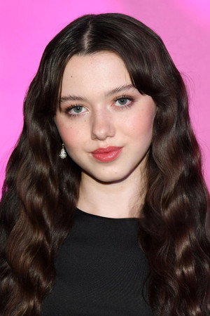 Violet McGraw profil kép