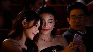 เพราะแฟนเก่าเปลี่ยนแปลงบ่อย kép